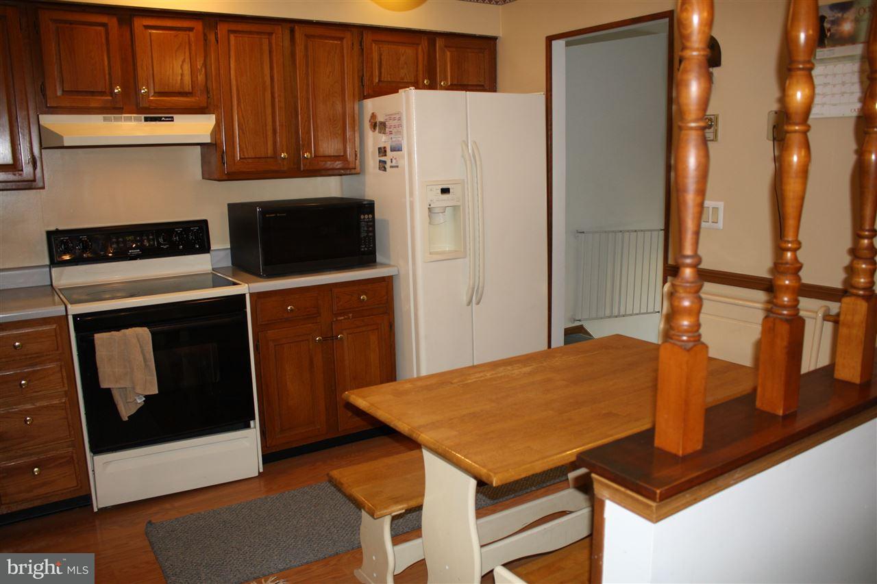 2720 Colonial Road Harrisburg, PA 17112 - Photo 6 of 24 Gallery Image 6