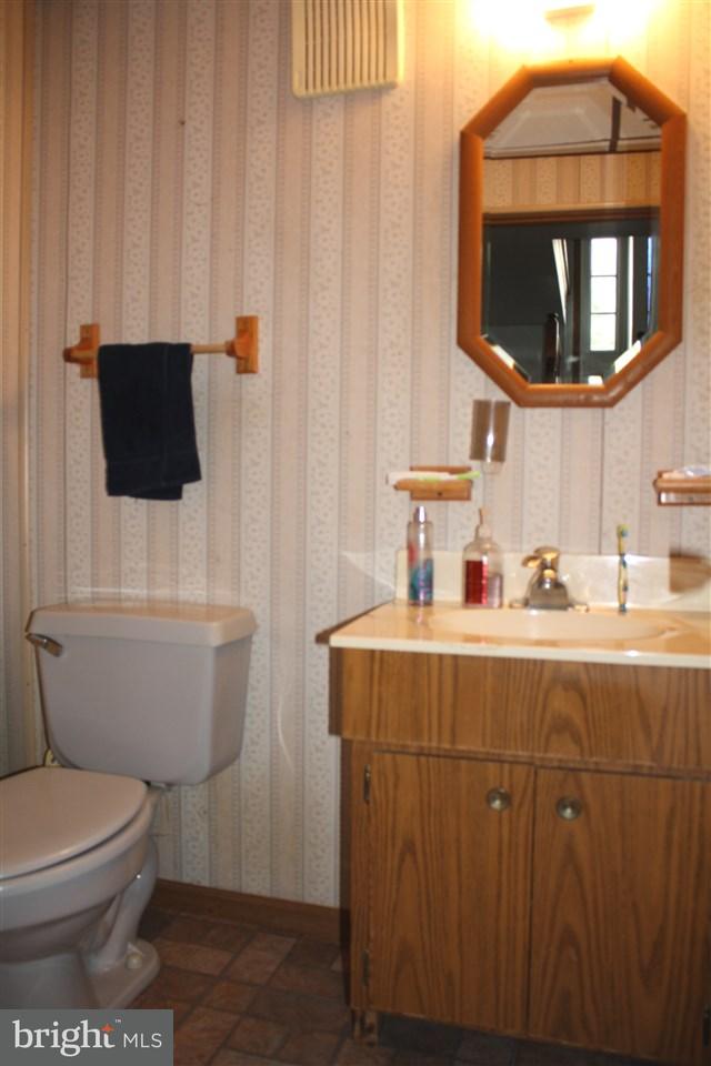 2720 Colonial Road Harrisburg, PA 17112 - Photo 9 of 24 Gallery Image 9