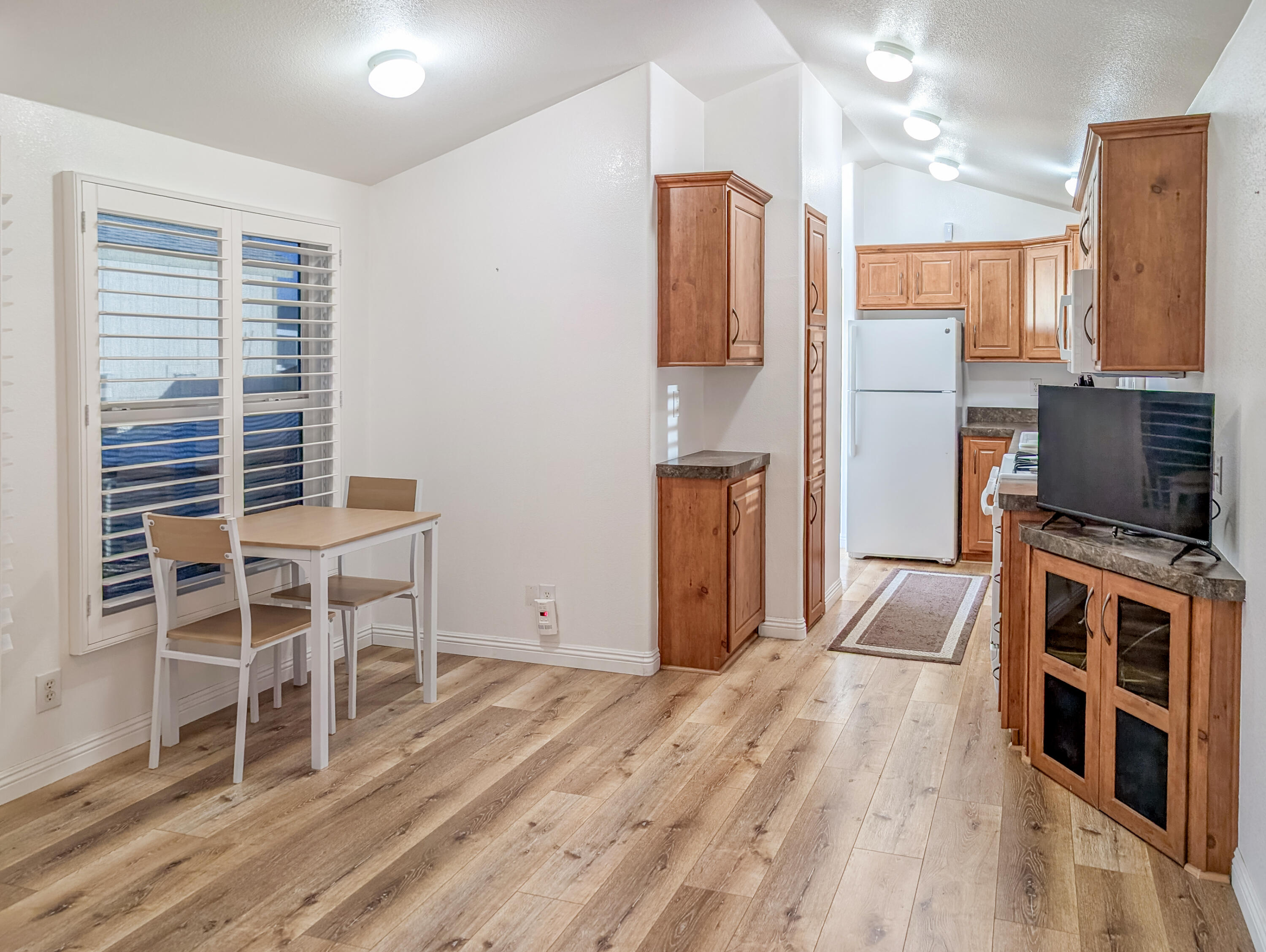 70200 Dillon Road, Unit 2 Desert Hot Springs, CA 92241 - Photo 11 of 24 08b