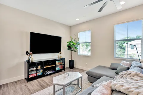 $6,950 | 4952 Pointe Midtown Way, Palm Beach Gardens, FL 33418