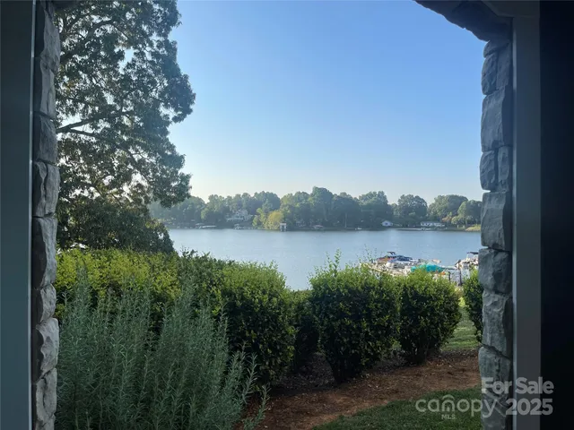 $599,999 | 637 Williamson Road, Mooresville, NC 28117