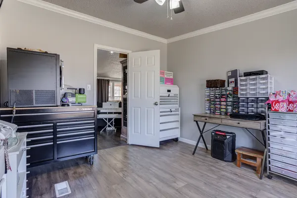 $265,000 | 1822 South 3rd Street, Tahoka, TX 79373