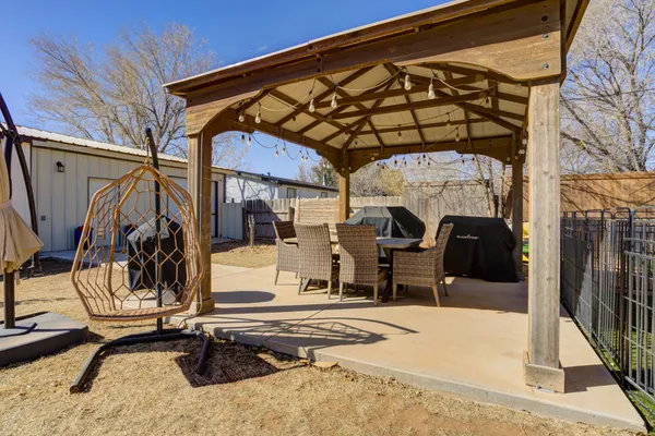 $265,000 | 1822 South 3rd Street, Tahoka, TX 79373