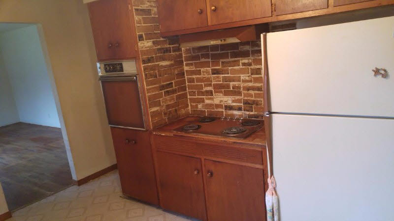 1611 East Anderson Road Linwood, MI 48634 - Photo 7 of 9