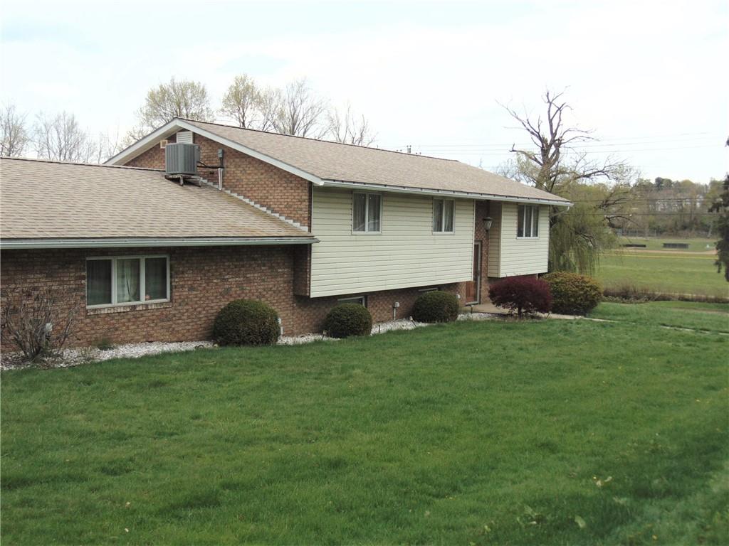 28 Oliver 2 Road Uniontown, PA 15401 - Photo 2 of 25