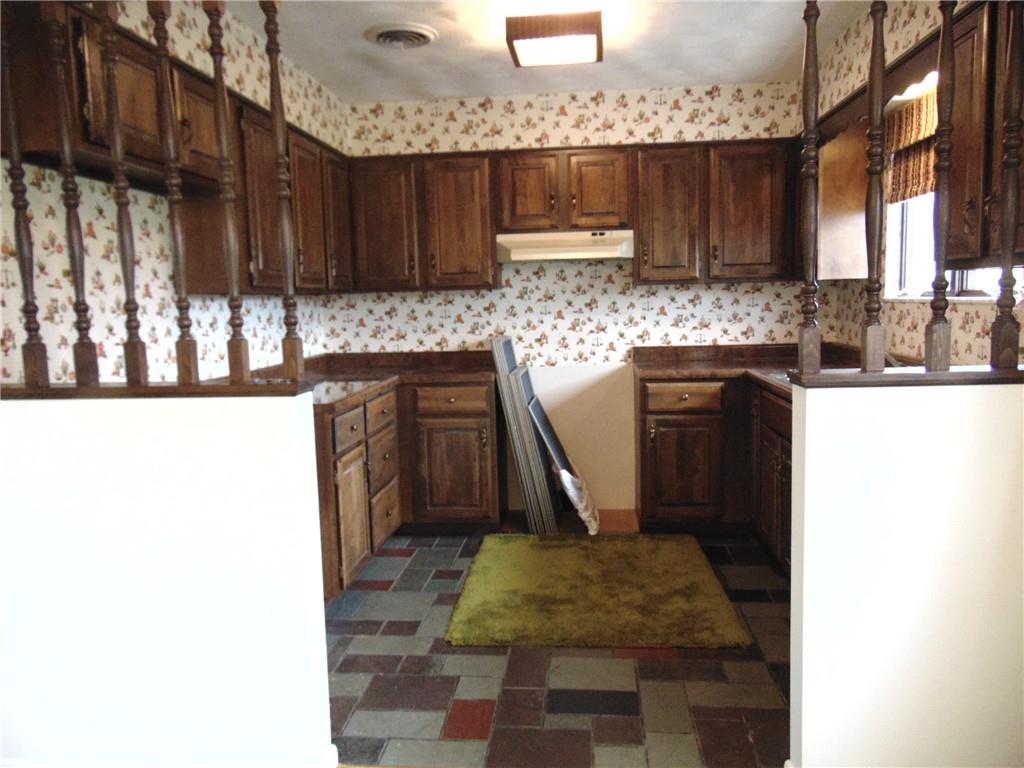 28 Oliver 2 Road Uniontown, PA 15401 - Photo 10 of 25