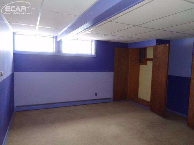 9331 Warnick Road Frankenmuth, MI 48734 - Photo 10 of 15 20459240-9.JPG