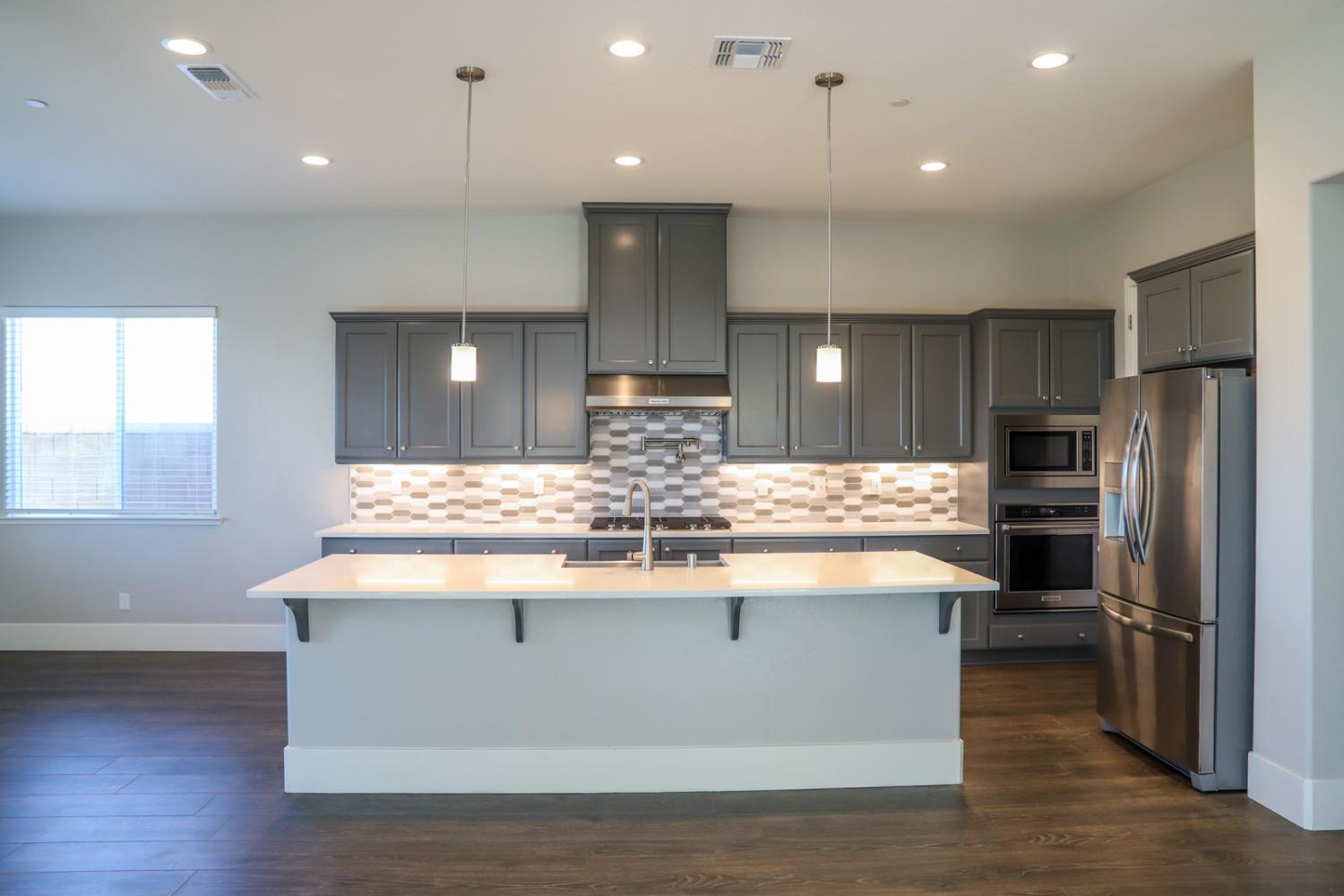 4454 Hillside Road Madera, CA 93636 - Photo 5 of 40 Gallery Image 5