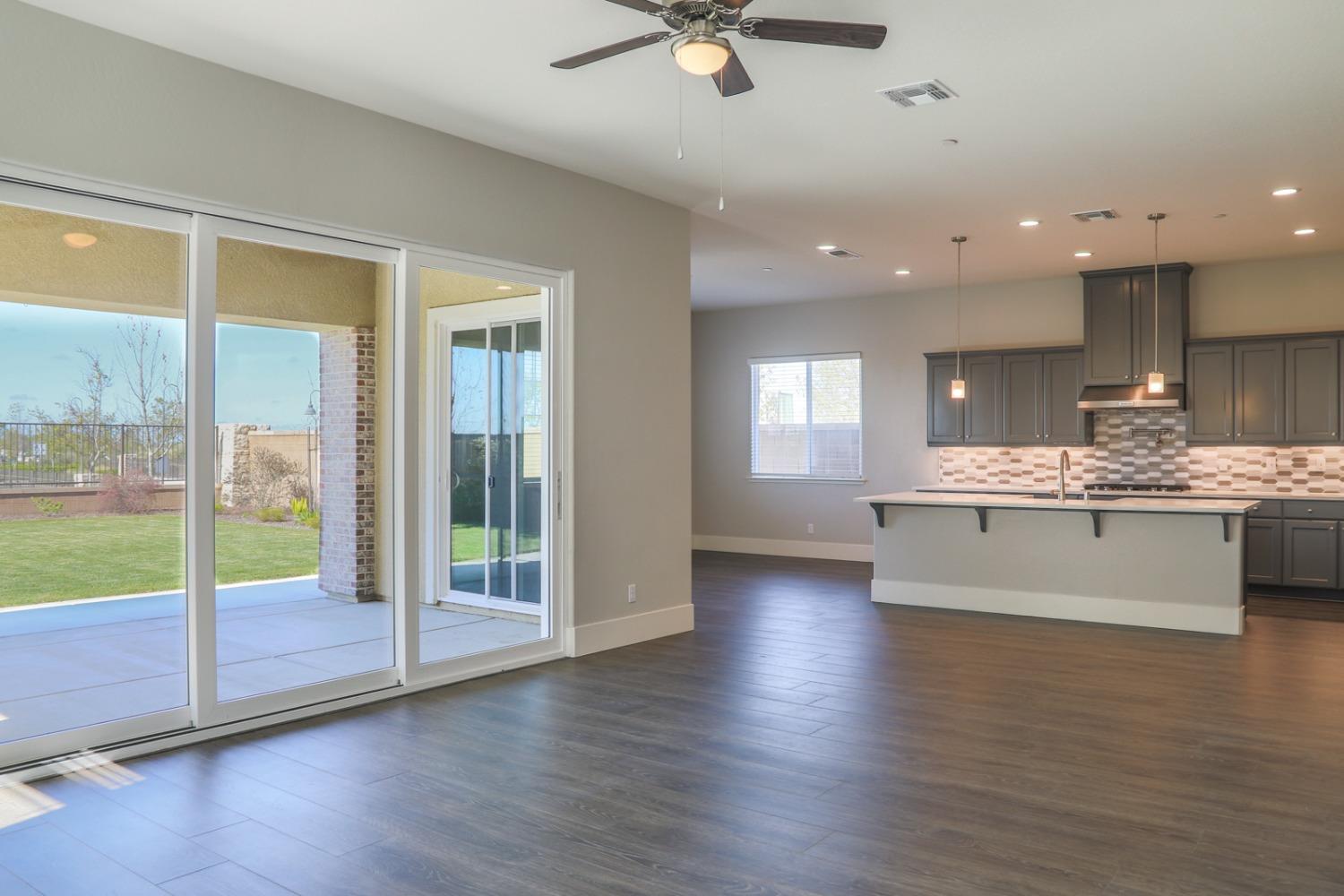 4454 Hillside Road Madera, CA 93636 - Photo 8 of 40 Gallery Image 8