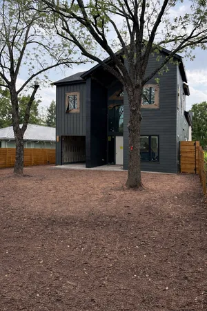 $1,250,000 | 309 Franklin Boulevard, Unit 1, Austin, TX 78751