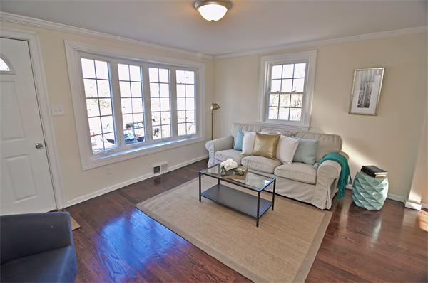 4 Blackhawk Road Billerica, MA 01821 - Photo 8 of 18