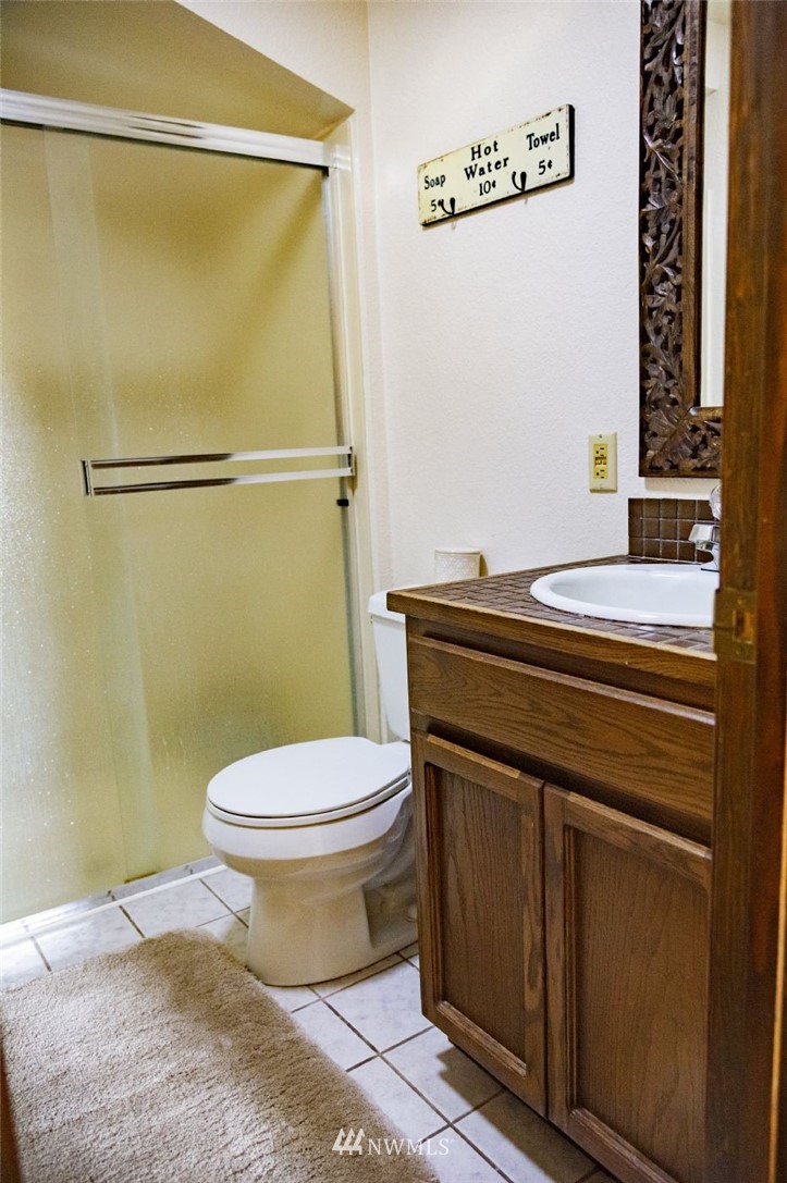 15102 Southeast 138th Place Renton, WA 98059 - Photo 16 of 25 Gallery Image 16