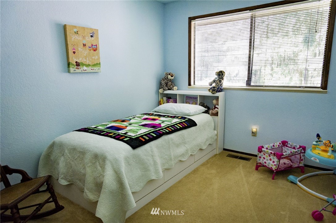 15102 Southeast 138th Place Renton, WA 98059 - Photo 19 of 25 Gallery Image 19
