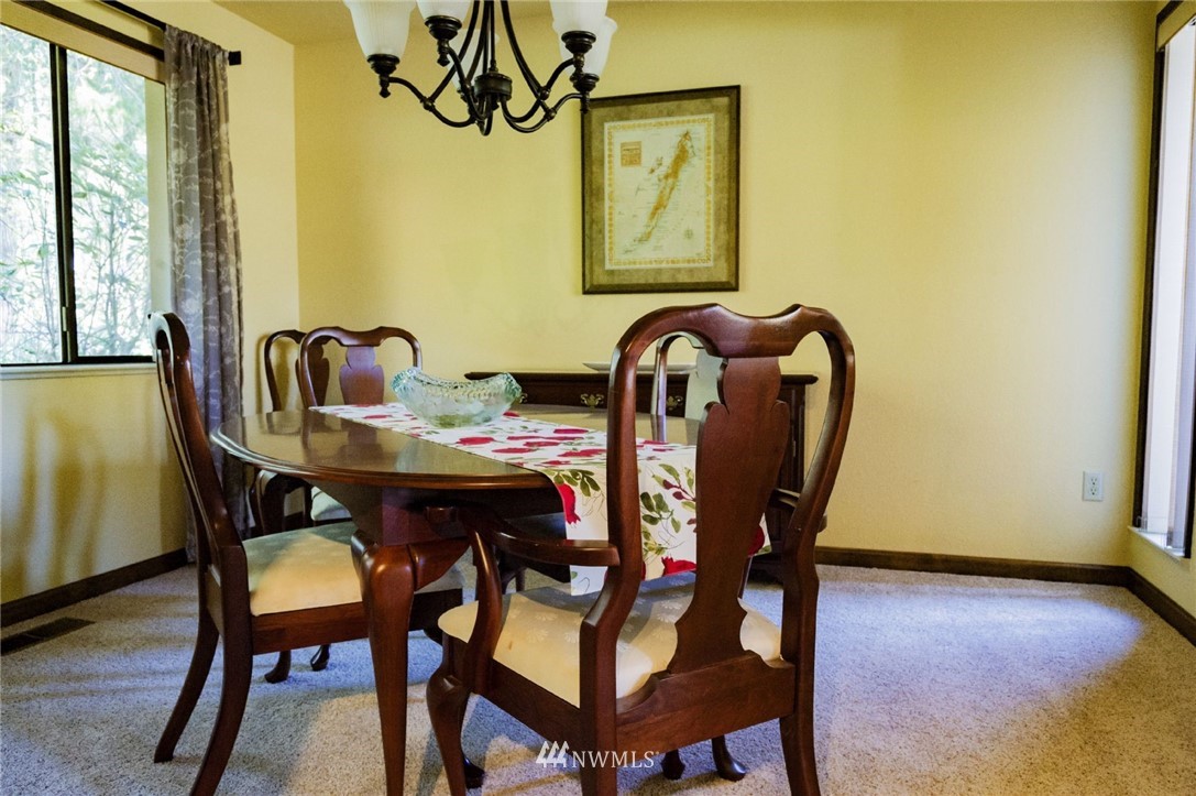 15102 Southeast 138th Place Renton, WA 98059 - Photo 7 of 25 Gallery Image 7