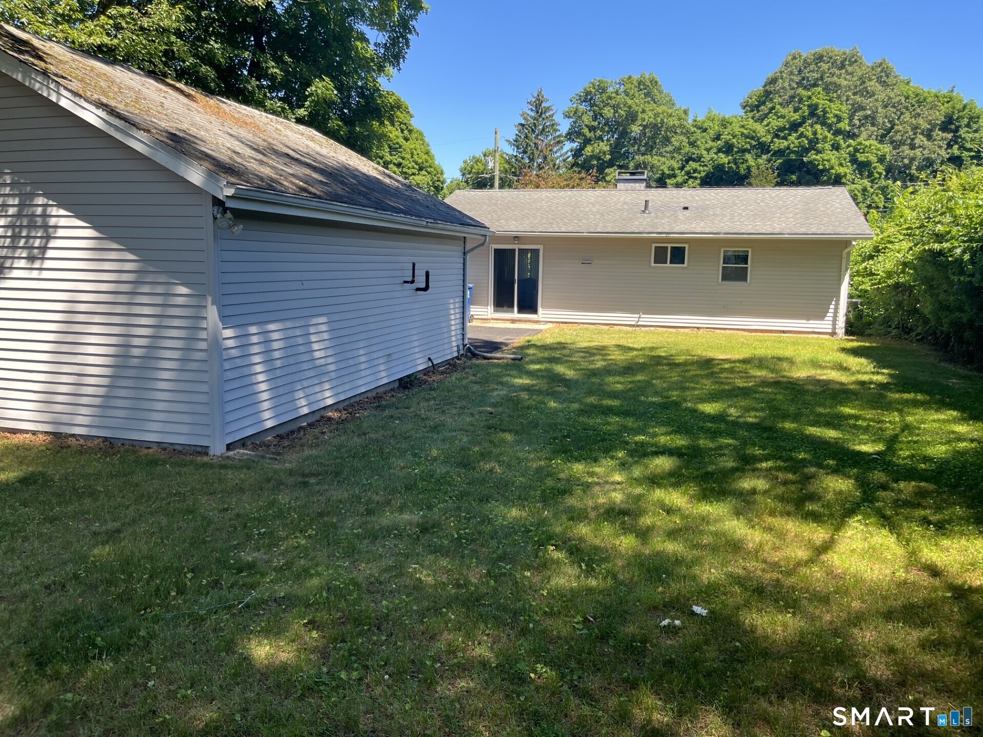 31 Hardwood Road Plainville, CT 06062 - Photo 4 of 9