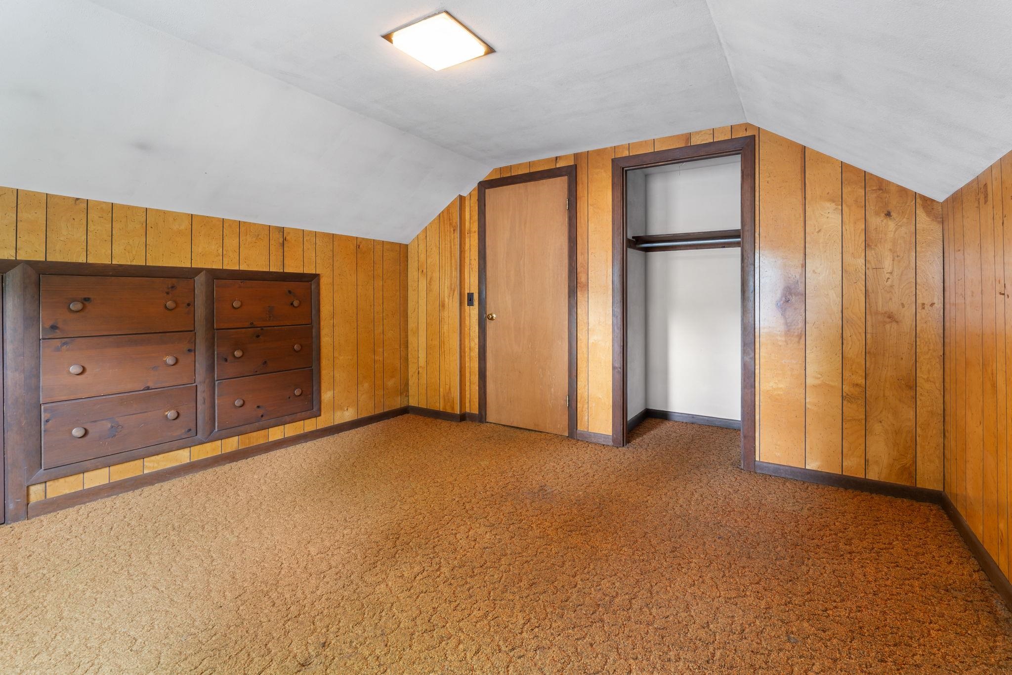 42 Oak Street Rochester, NH 03839 - Photo 17 of 36