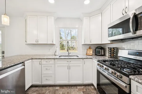 $629,900 | 351 Tavistock Drive, Medford, NJ 08055