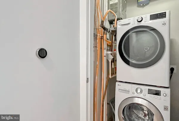 $2,600 | 2200 North Westmoreland Street, Unit 303, Arlington, VA 22213