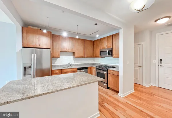 $2,600 | 2200 North Westmoreland Street, Unit 303, Arlington, VA 22213