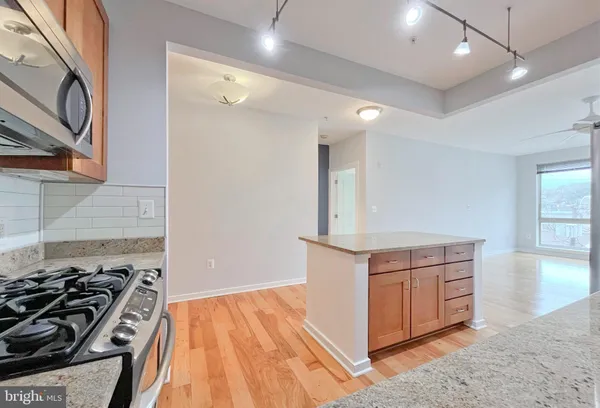 $2,600 | 2200 North Westmoreland Street, Unit 303, Arlington, VA 22213