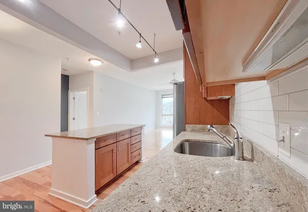 $2,600 | 2200 North Westmoreland Street, Unit 303, Arlington, VA 22213