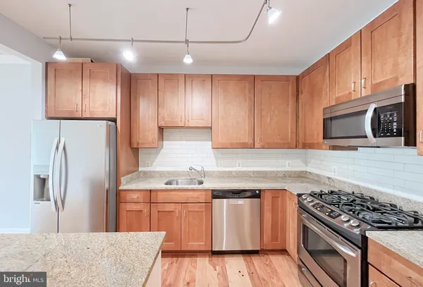 $2,600 | 2200 North Westmoreland Street, Unit 303, Arlington, VA 22213