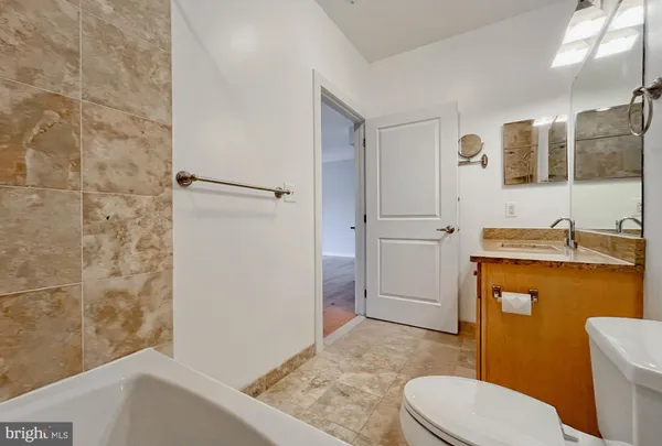 $2,600 | 2200 North Westmoreland Street, Unit 303, Arlington, VA 22213