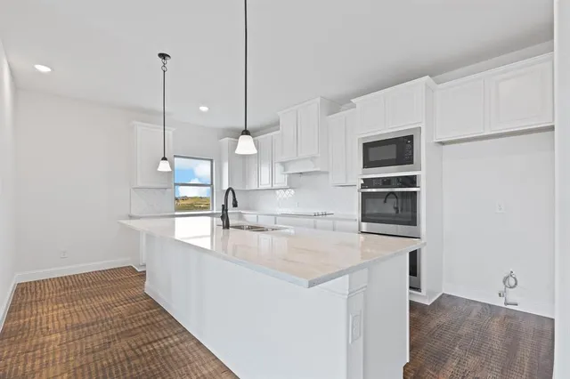 $474,900 | 225 Brahman Street, Venus, TX 76084