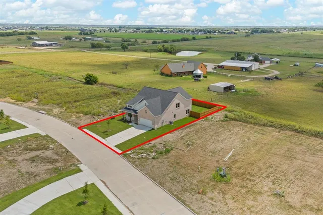 $474,900 | 225 Brahman Street, Venus, TX 76084