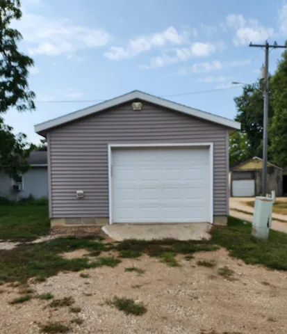 $165,900 | 341 Main Street East, Trimont, MN 56176