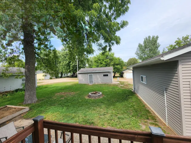 $165,900 | 341 Main Street East, Trimont, MN 56176