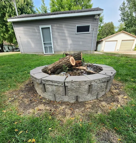 $165,900 | 341 Main Street East, Trimont, MN 56176