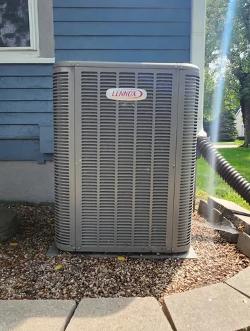 $165,900 | 341 Main Street East, Trimont, MN 56176