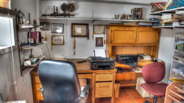 $492,500 | 1039 Roaring Springs Drive, Camp Wood, TX 78833