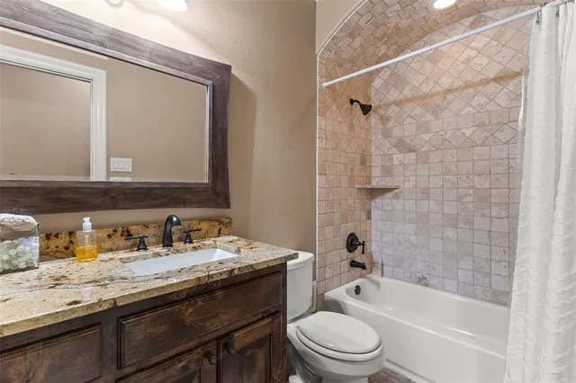 $1,300,000 | 1025 Cedar Glen Trail, Heath, TX 75032