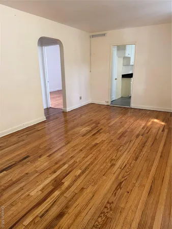 $2,650 | 254-07 75th Avenue, Unit A1 | Glen Oaks