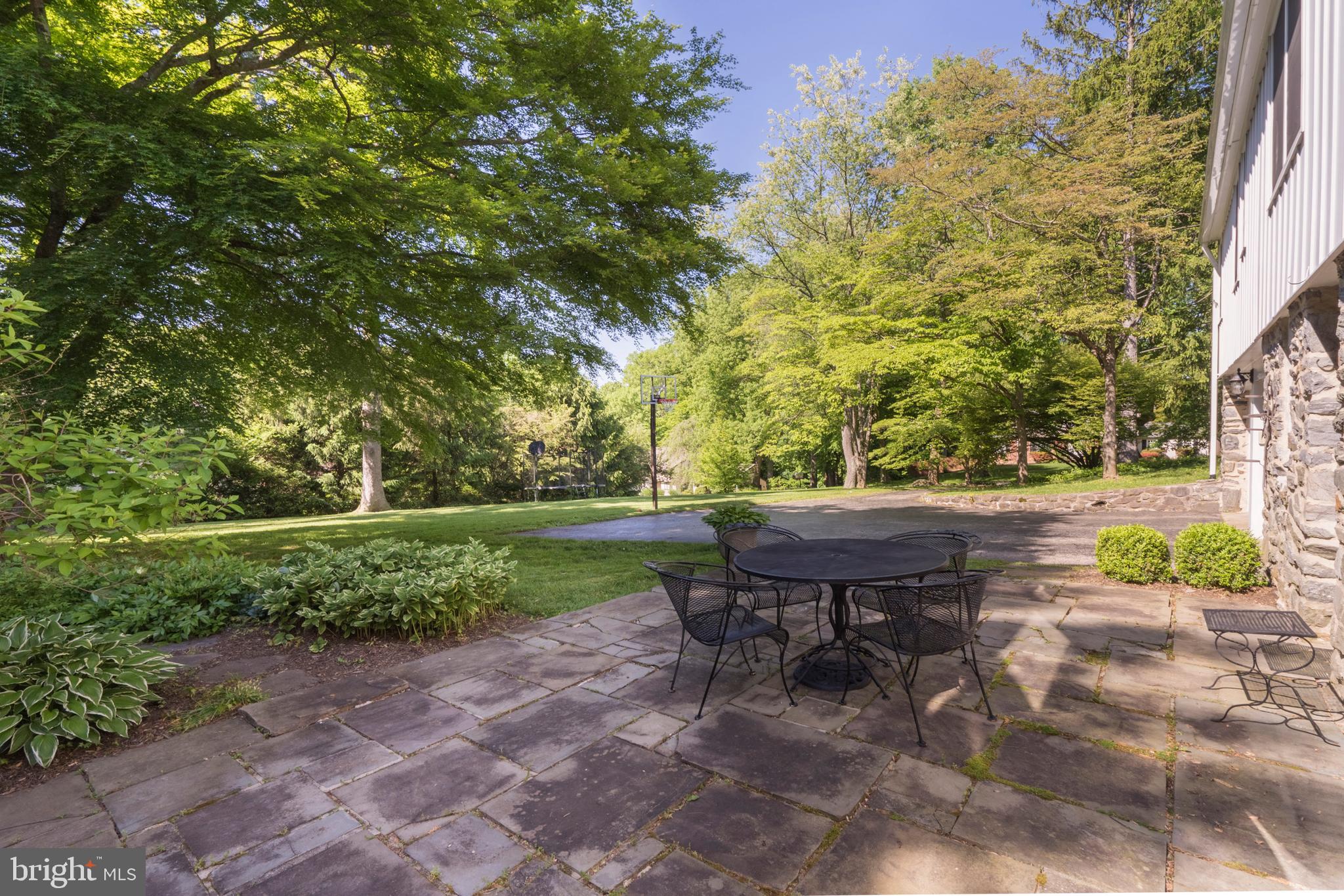 967 Ethan Allen Road Berwyn, PA 19312 - Photo 18 of 59 Rear Patio and Yard