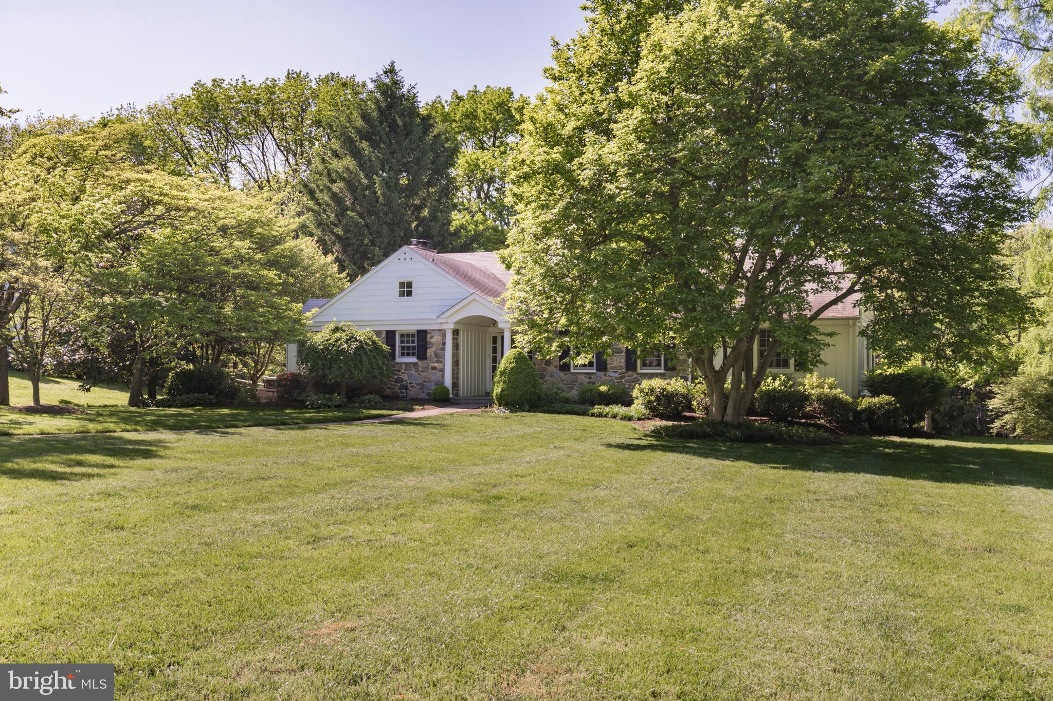 967 Ethan Allen Road Berwyn, PA 19312 - Photo 3 of 59