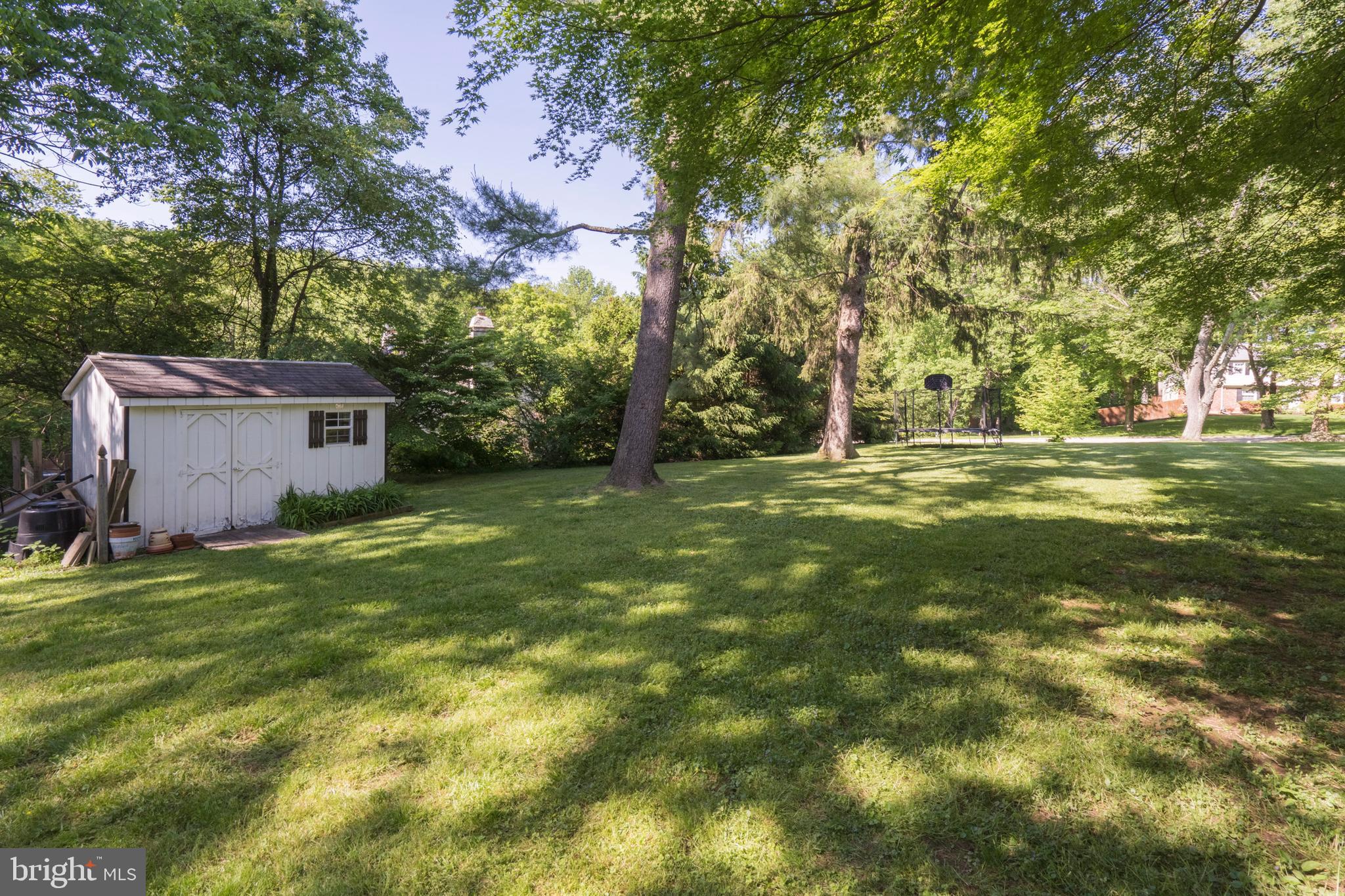 967 Ethan Allen Road Berwyn, PA 19312 - Photo 21 of 59 Shed and Back Yard
