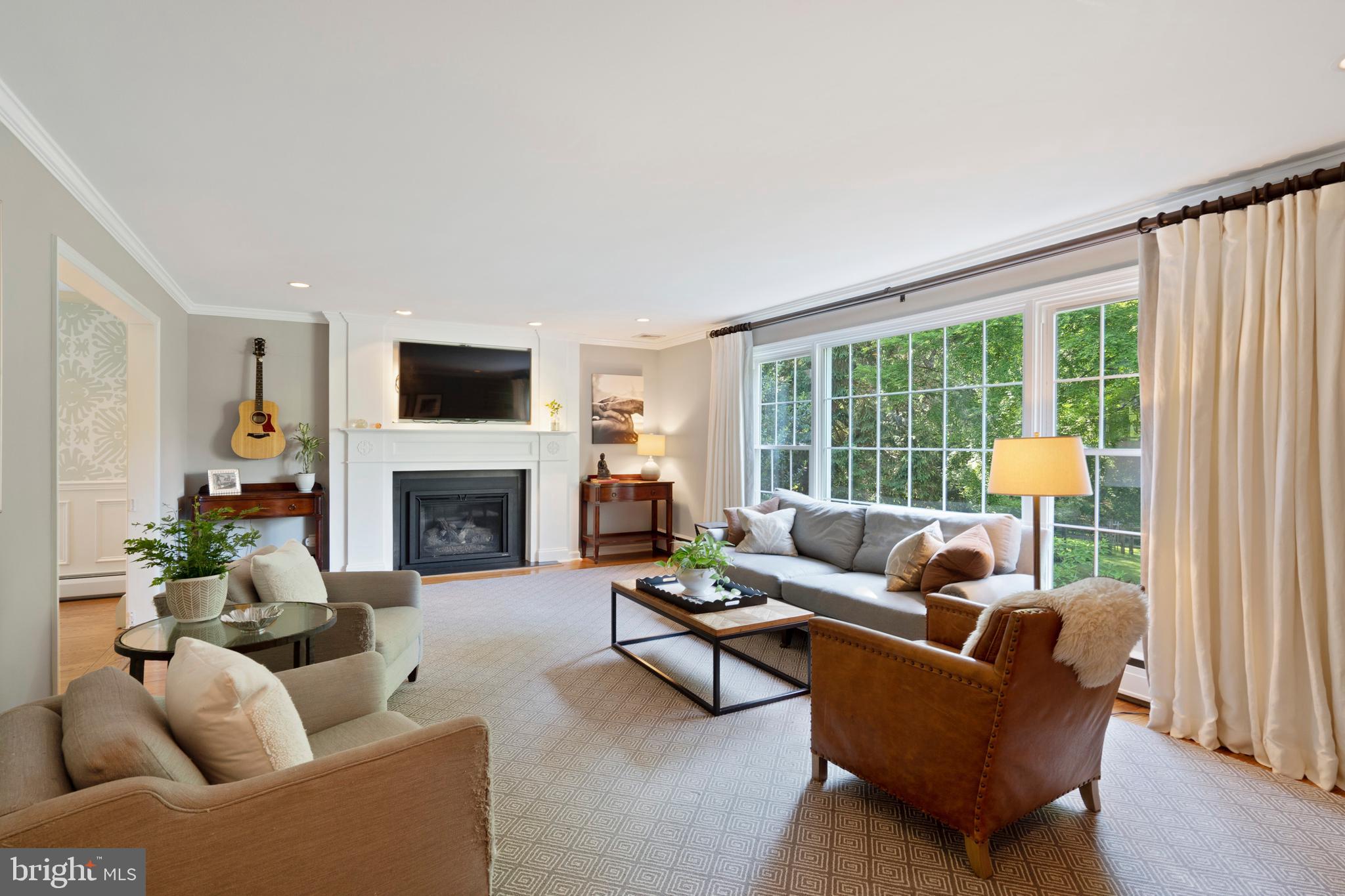 967 Ethan Allen Road Berwyn, PA 19312 - Photo 38 of 59 Living Room