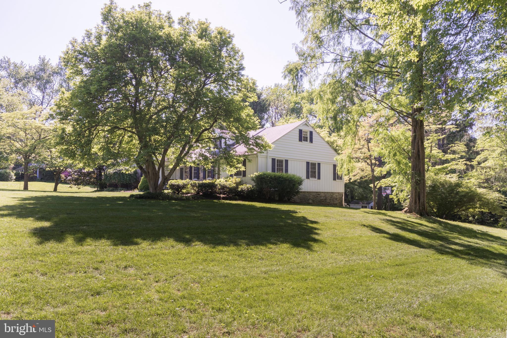 967 Ethan Allen Road Berwyn, PA 19312 - Photo 8 of 59