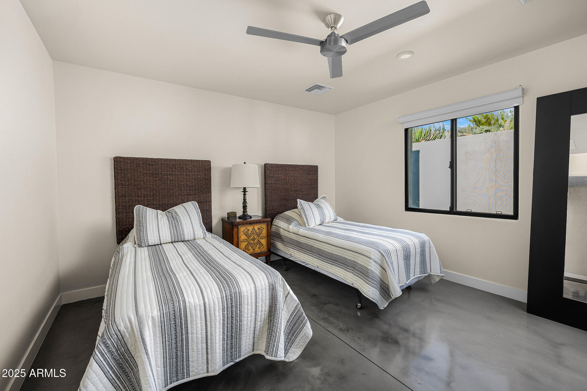 5826 East Indian Bend Road Paradise Valley, AZ 85253 - Photo 29 of 58 27guest bedroom2