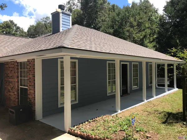 $350,000 | 8027 Jacko Road, St. Francisville, LA 70775
