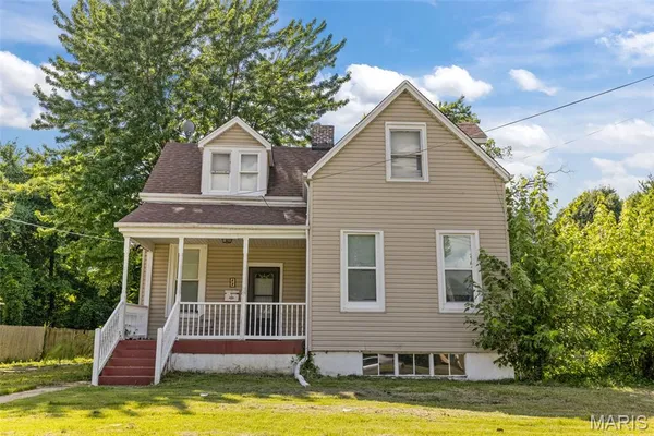 $153,900 | 49 North Harvey Avenue, St. Louis, MO 63135