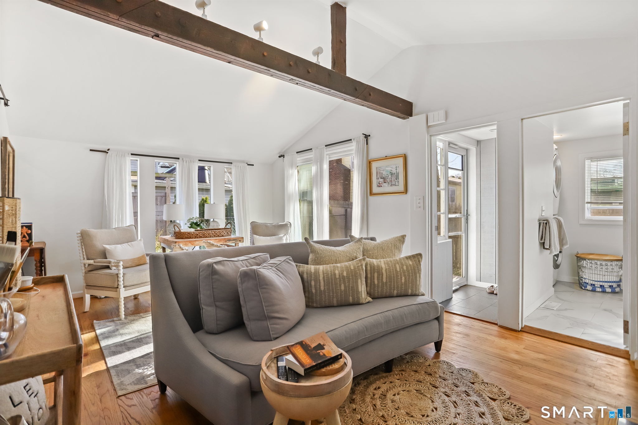 53 Maple Street Darien, CT 06820 - Photo 7 of 33