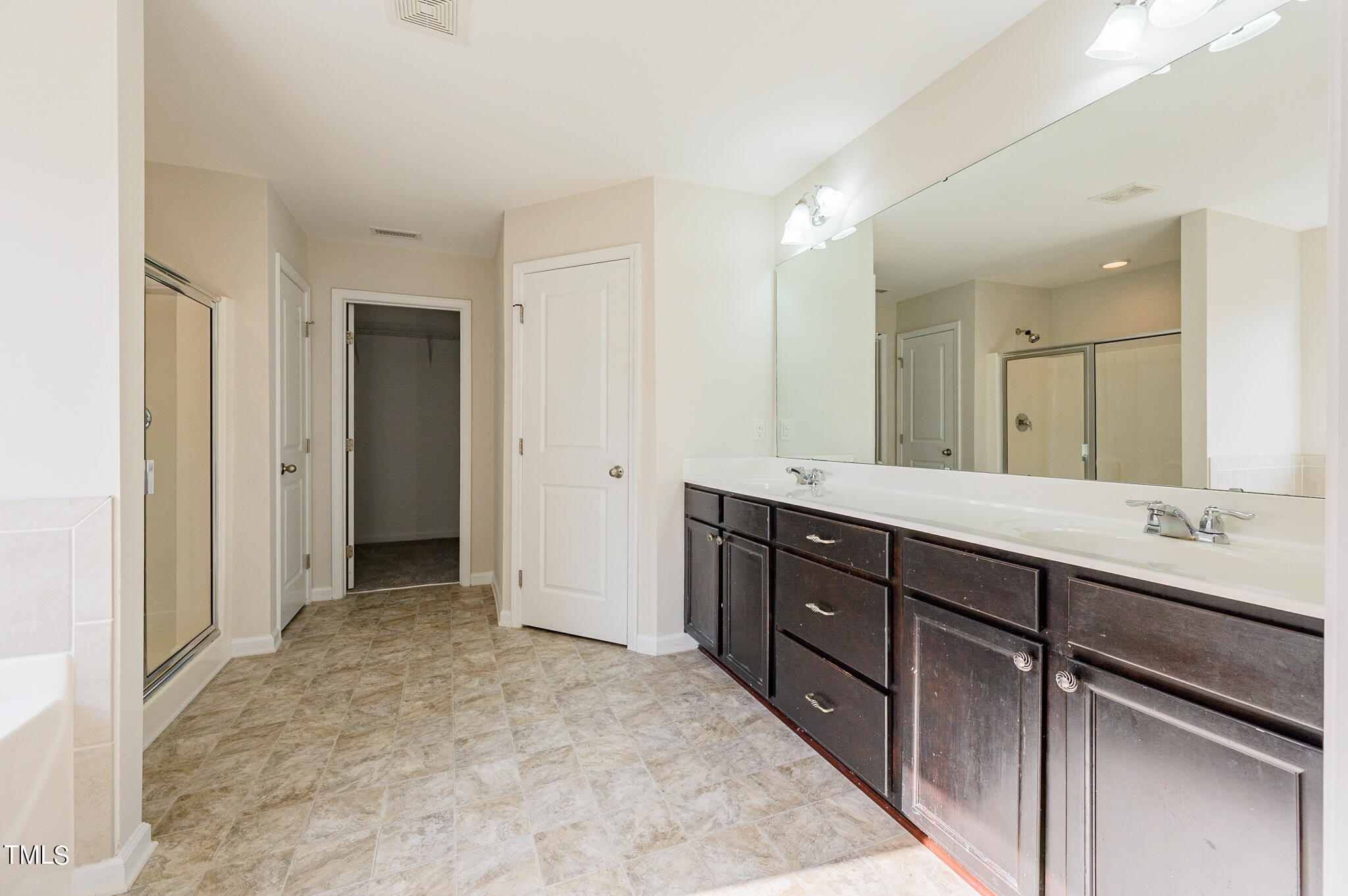 1714 Willowcrest Road Durham, NC 27703 - Photo 31 of 49 listing_30