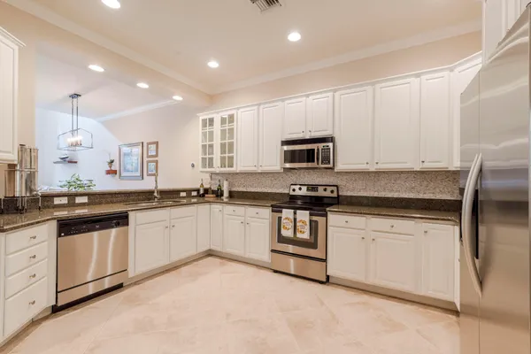 $6,000 | 106 Renaissance Drive, North Palm Beach, FL 33410