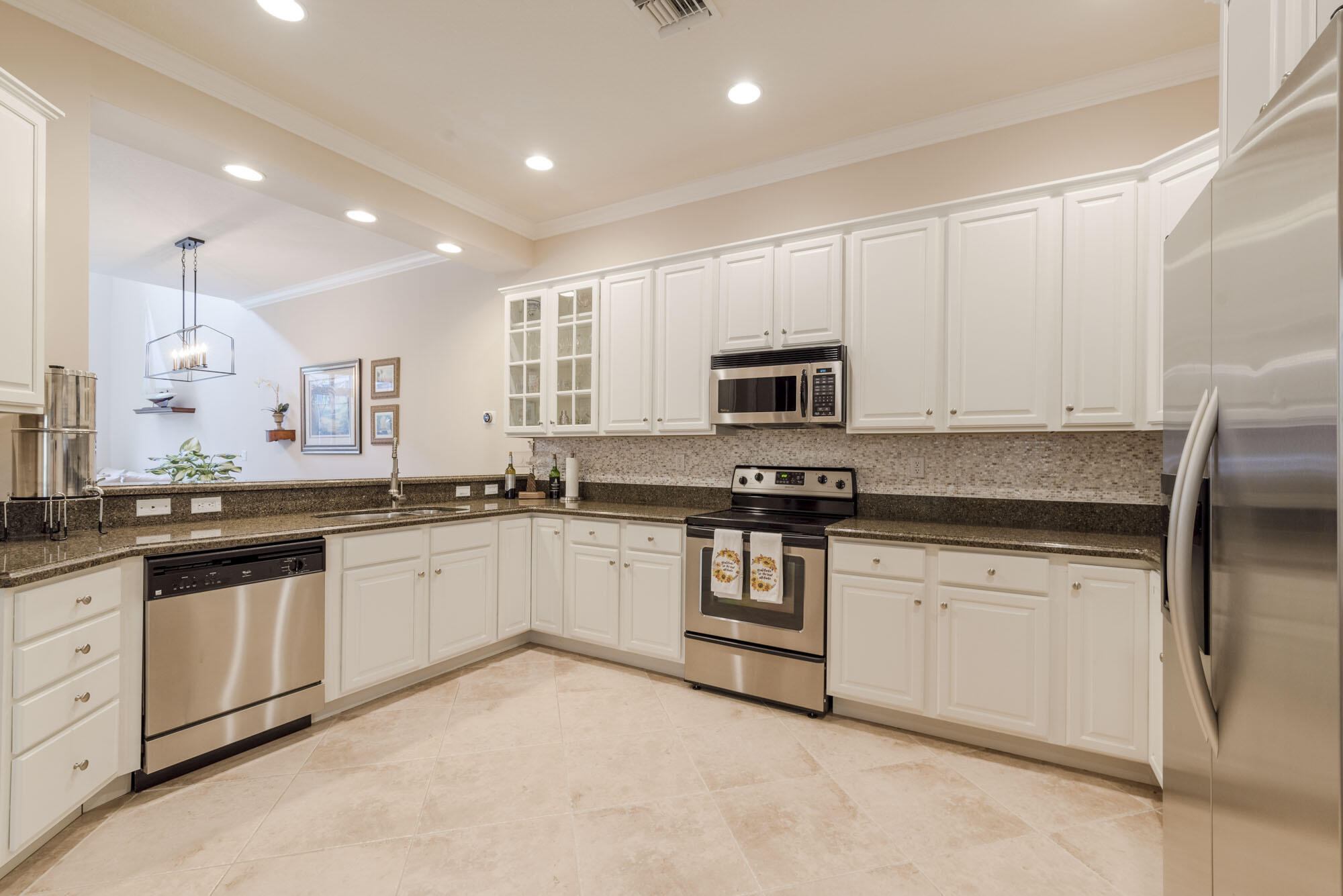 106 Renaissance Drive North Palm Beach, FL 33410 - Photo 13 of 29 011