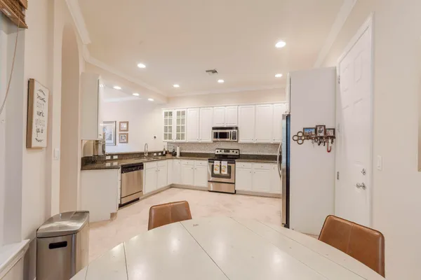 $6,000 | 106 Renaissance Drive, North Palm Beach, FL 33410