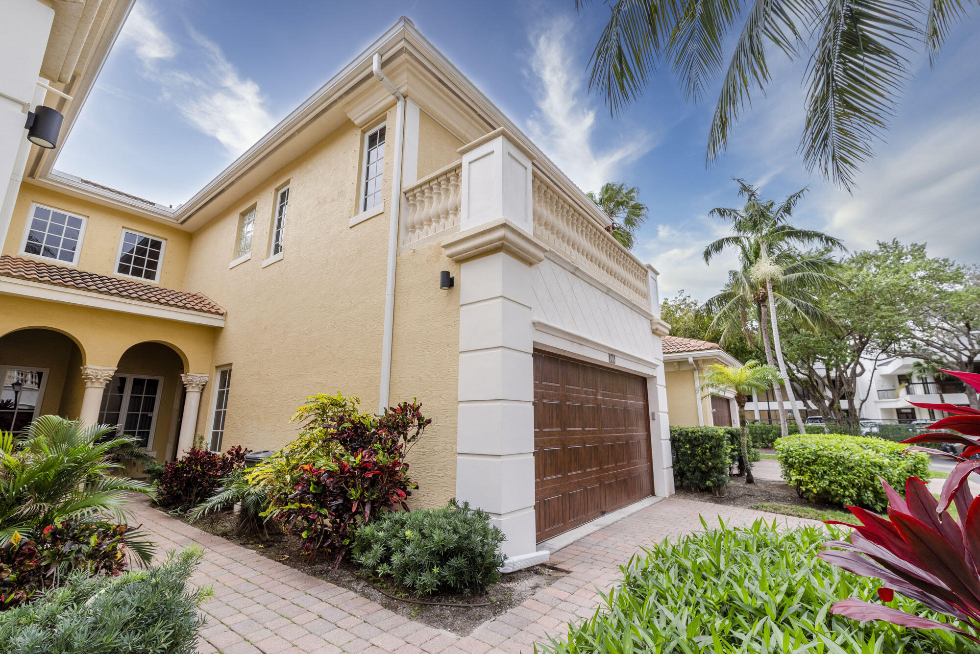 106 Renaissance Drive North Palm Beach, FL 33410 - Photo 2 of 29 001